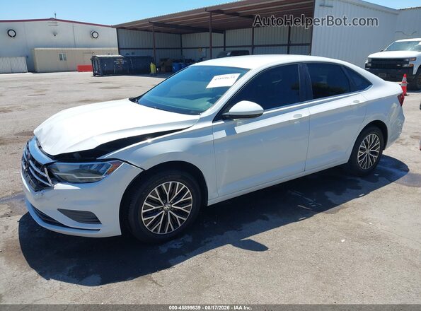 3VWC57BU5MM032126 2021 VOLKSWAGEN JETTA White Przód lewy