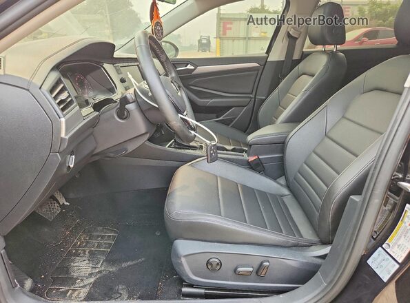 3VWC57BU5MM096361 2021 VOLKSWAGEN JETTA Black Front interior view
