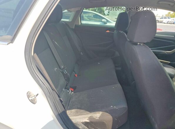 3VWC57BU7KM093829 2019 VOLKSWAGEN JETTA Белый Вид задних сидений