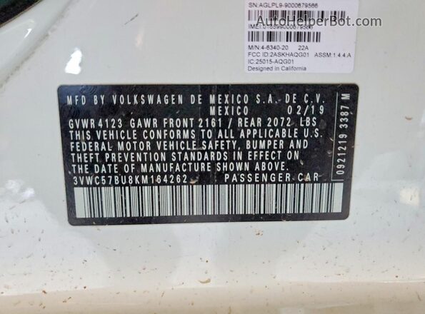 3VWC57BU8KM164262 2019 VOLKSWAGEN JETTA White Widok naklejki z numerem VIN