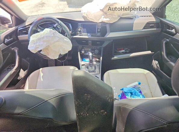 3VWC57BUXMM097019 2021 VOLKSWAGEN JETTA Charcoal Առջևի վահանակի տեսք