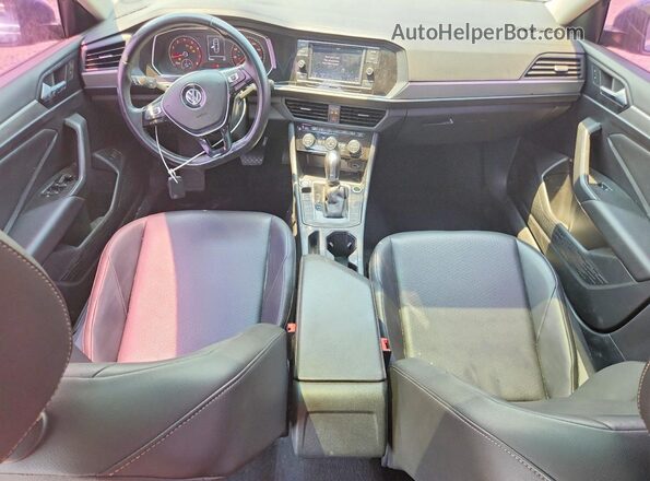 3VWCB7BU0KM210210 2019 VOLKSWAGEN JETTA Синий Вид панели приборов