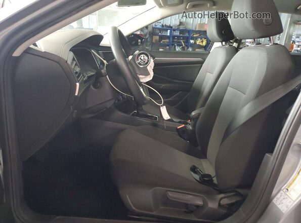 3VWCB7BU1LM002063 2020 VOLKSWAGEN JETTA Серый Вид салона спереди