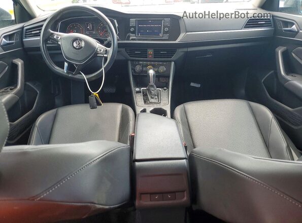 3VWCB7BU2KM232628 2019 VOLKSWAGEN JETTA Серый Вид панели приборов