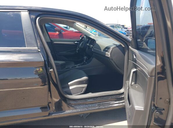 3VWCB7BU4KM161206 2019 VOLKSWAGEN JETTA Черный Вид салона спереди