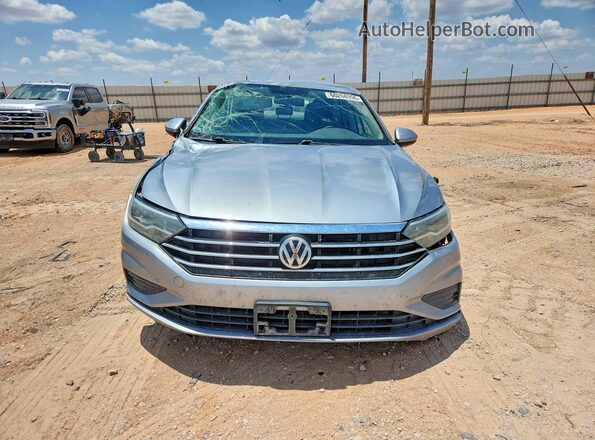 3VWCB7BU4LM004776 2020 VOLKSWAGEN JETTA Silver Front view