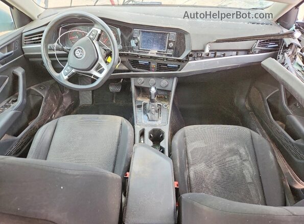 3VWCB7BU4LM004776 2020 VOLKSWAGEN JETTA Silver Dashboard view