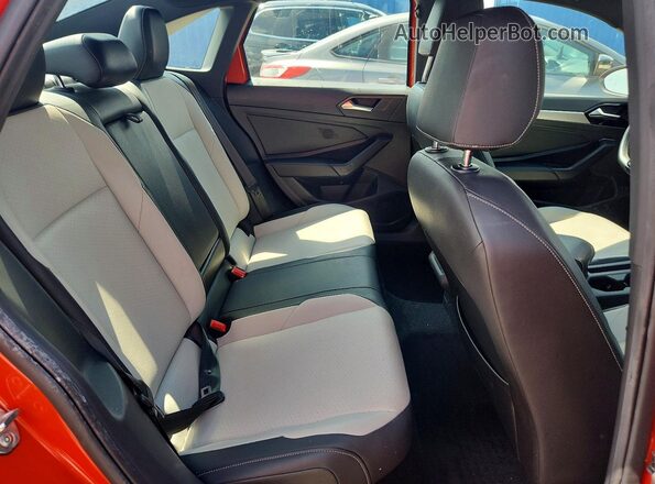 3VWCB7BU4LM040113 2020 VOLKSWAGEN JETTA Orange Rear seats view