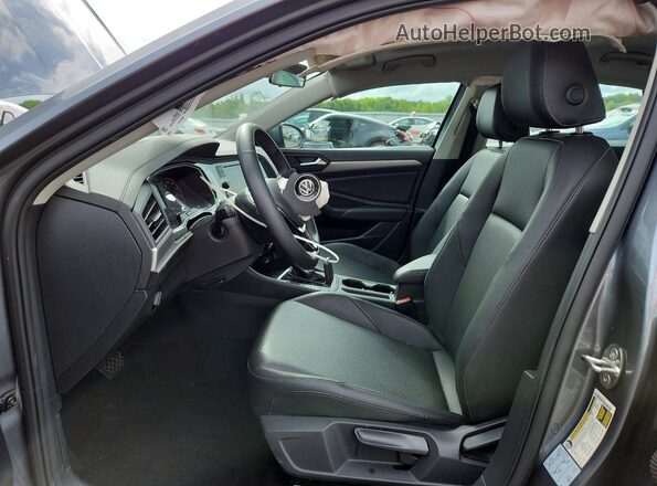 3VWCB7BU5LM021179 2020 VOLKSWAGEN JETTA Серый Вид салона спереди