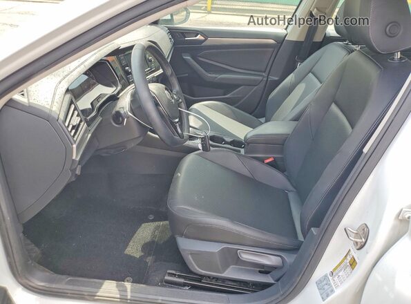 3VWCB7BUXKM213972 2019 VOLKSWAGEN JETTA White წინა სალონის ხედი