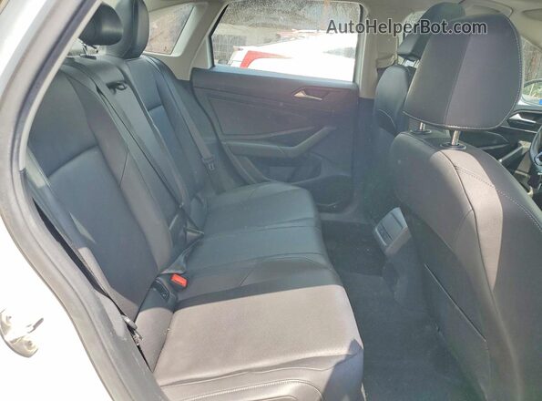 3VWCB7BUXKM213972 2019 VOLKSWAGEN JETTA White უკანა სავარძლების ხედი