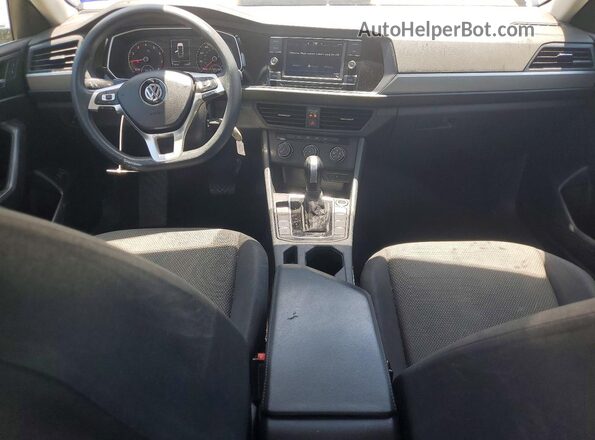 3VWCB7BUXLM031805 2020 VOLKSWAGEN JETTA Серебряный Вид панели приборов