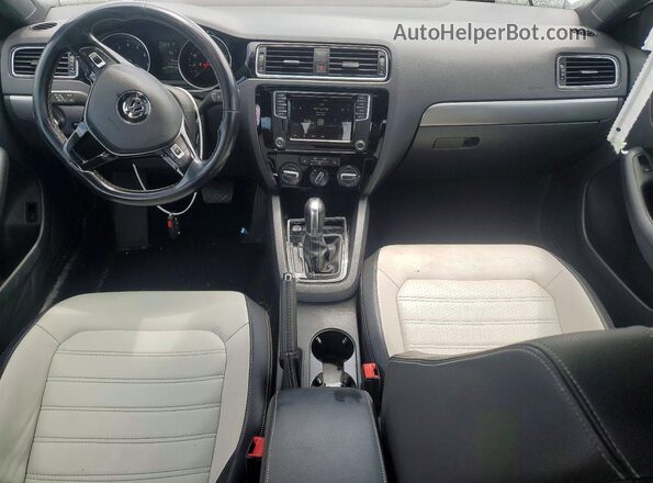 3VWD17AJ1HM407202 2017 VOLKSWAGEN JETTA White Вид панелі приладів