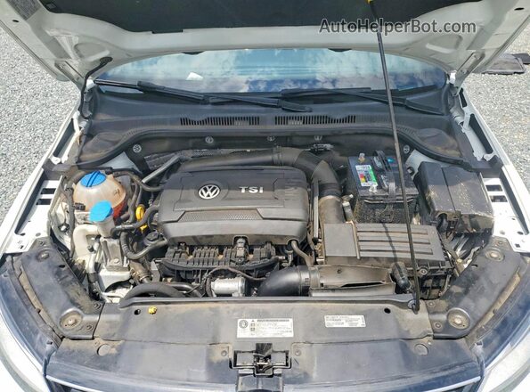 3VWD17AJ1HM407202 2017 VOLKSWAGEN JETTA White Вид задньої частини салону