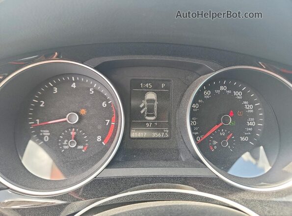 3VWD17AJ1JM228762 2018 VOLKSWAGEN JETTA White Vista del cuadro de instrumentos