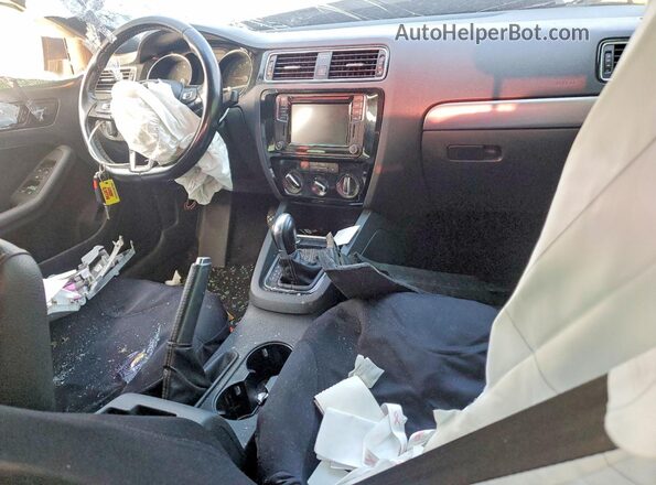 3VWD17AJ2HM353988 2017 VOLKSWAGEN JETTA White Vista del salpicadero