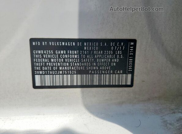 3VWD17AU2JM751525 2018 VOLKSWAGEN GOLF White Vista del compartimento del motor