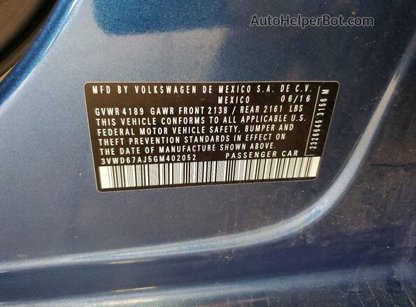 3VWD67AJ5GM402052 2016 VOLKSWAGEN JETTA Blue Vista del compartimento del motor