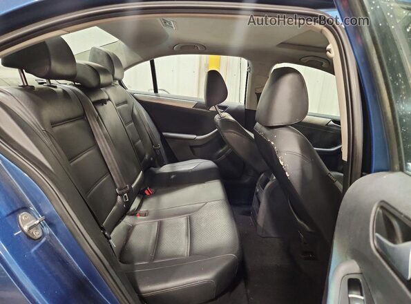 3VWD67AJ5GM415593 2016 VOLKSWAGEN JETTA Blue Widok tylnych siedzeń