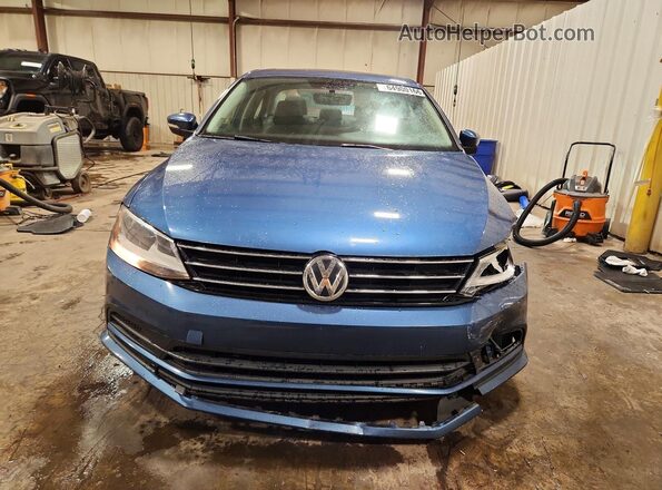 3VWD67AJ5GM415593 2016 VOLKSWAGEN JETTA Синий Вид спереди
