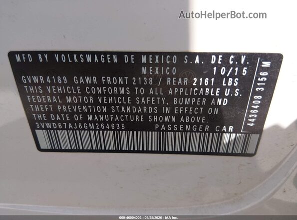 3VWD67AJ6GM264635 2016 VOLKSWAGEN JETTA White Engine compartment view