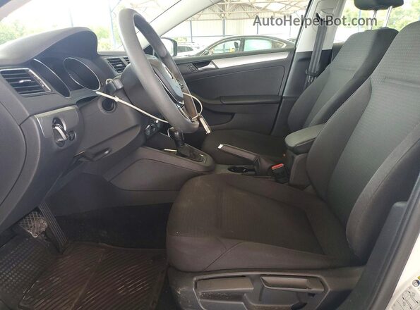 3VWD67AJ9GM359769 2016 VOLKSWAGEN JETTA White Widok wnętrza z przodu