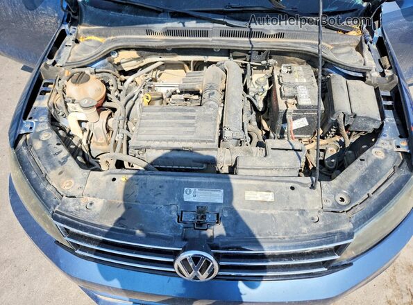 3VWD67AJXGM293166 2016 VOLKSWAGEN JETTA Blue Vista interior trasera