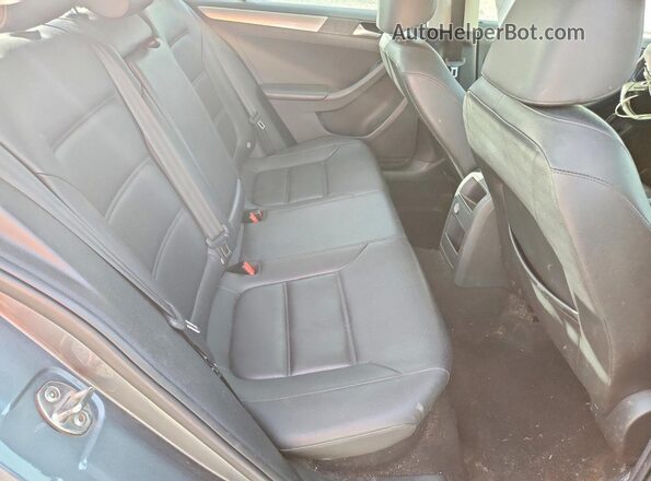3VWDB7AJ0HM201009 2017 VOLKSWAGEN JETTA Gray Вид задніх сидінь