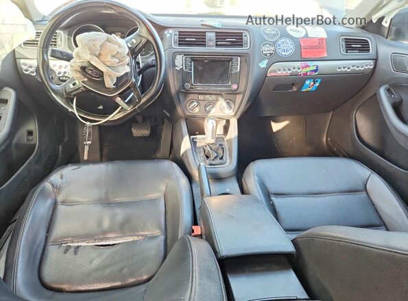 3VWDB7AJ0HM201009 2017 VOLKSWAGEN JETTA Gray Вид панелі приладів