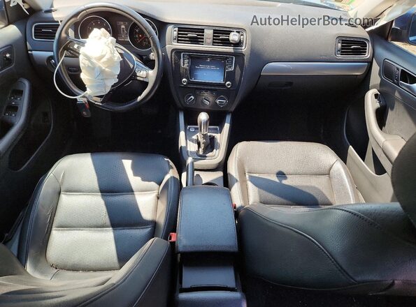 3VWDB7AJ0HM224290 2017 VOLKSWAGEN JETTA Blue წინა პანელის ხედი