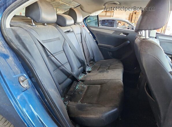 3VWDB7AJ0HM225309 2017 VOLKSWAGEN JETTA Синий Вид задних сидений