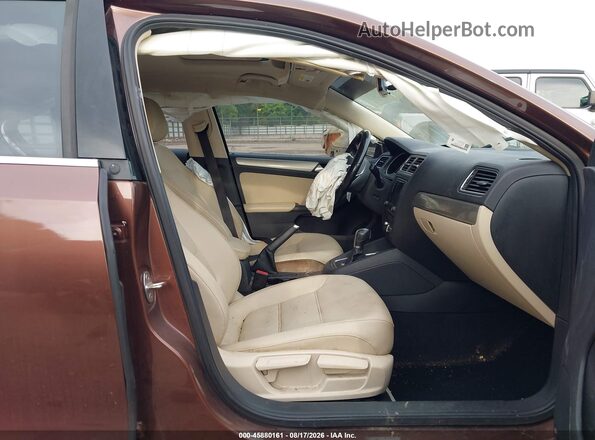 3VWDB7AJ0HM277250 2017 VOLKSWAGEN JETTA Brown Вид салону спереду