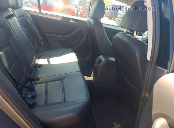 3VWDB7AJ0HM292587 2017 VOLKSWAGEN JETTA Серый Вид задних сидений