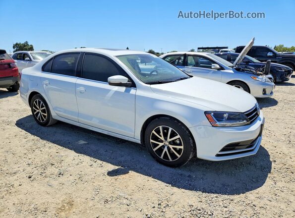 3VWDB7AJ0HM378188 2017 VOLKSWAGEN JETTA White Przód prawy