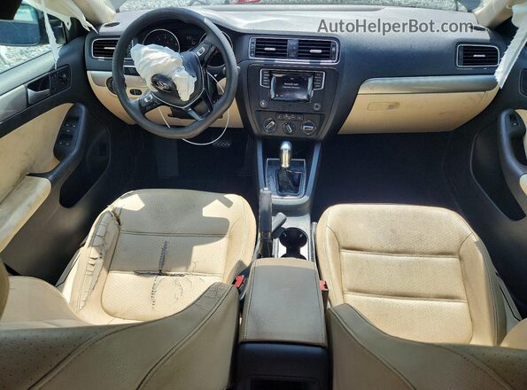 3VWDB7AJ0JM209665 2018 VOLKSWAGEN JETTA Black წინა პანელის ხედი