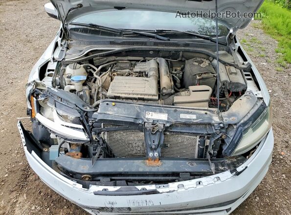3VWDB7AJ1HM290301 2017 VOLKSWAGEN JETTA White Vista interior trasera