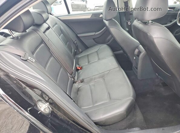 3VWDB7AJ1HM322549 2017 VOLKSWAGEN JETTA Черный Вид задних сидений