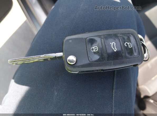 3VWDB7AJ1HM410632 2017 VOLKSWAGEN JETTA Gray Vista del salpicadero