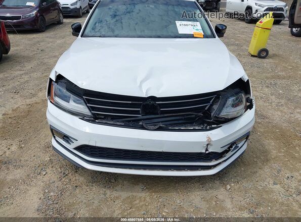 3VWDB7AJ3JM230607 2018 VOLKSWAGEN JETTA White Դիմացի տեսք