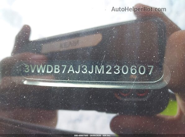 3VWDB7AJ3JM230607 2018 VOLKSWAGEN JETTA White 