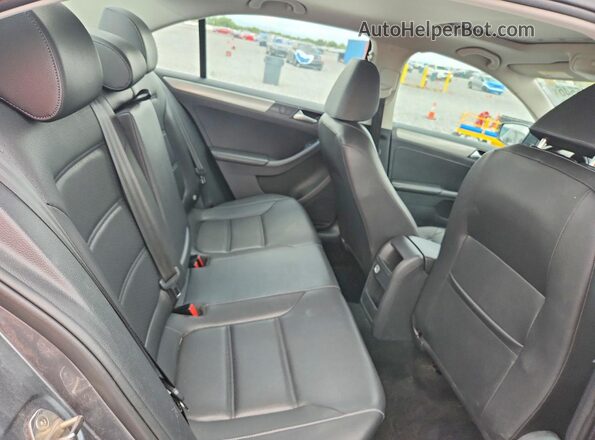 3VWDB7AJ3JM260139 2018 VOLKSWAGEN JETTA Teal Հետևի նստատեղերի տեսք