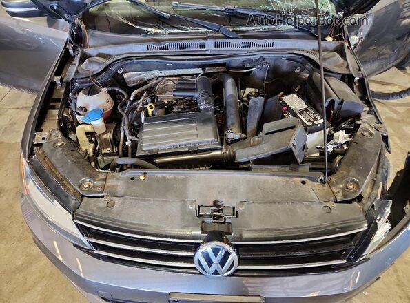 3VWDB7AJ4HM279244 2017 VOLKSWAGEN JETTA Gray Widok wnętrza z tyłu