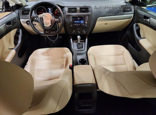 3VWDB7AJ4HM354315 2017 VOLKSWAGEN JETTA Black Вид панелі приладів