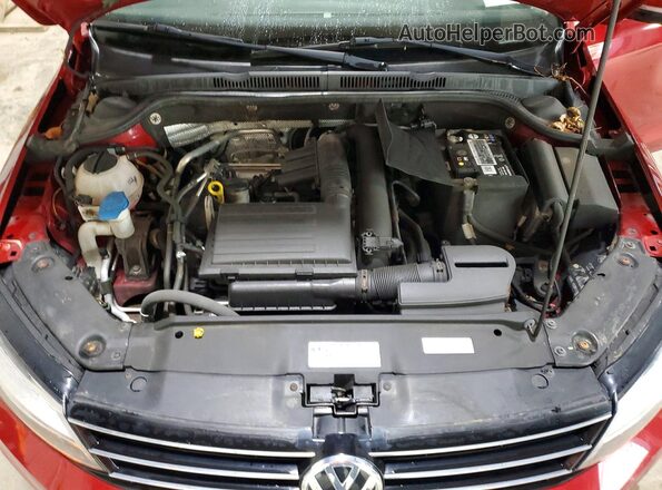 3VWDB7AJ4HM409426 2017 VOLKSWAGEN JETTA Red Widok wnętrza z tyłu