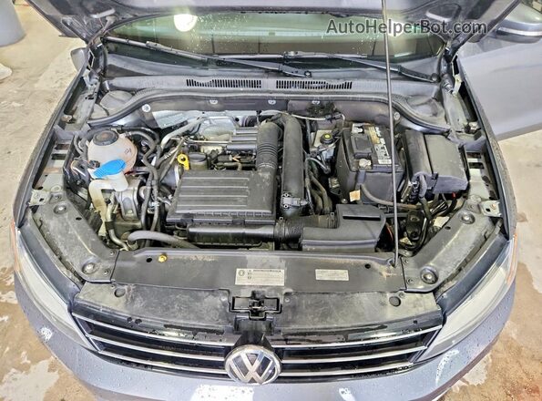 3VWDB7AJ4JM246671 2018 VOLKSWAGEN JETTA Gray Вид задньої частини салону