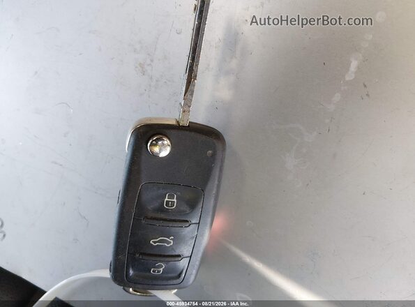 3VWDB7AJ5HM238542 2017 VOLKSWAGEN JETTA Черный Вид панели приборов