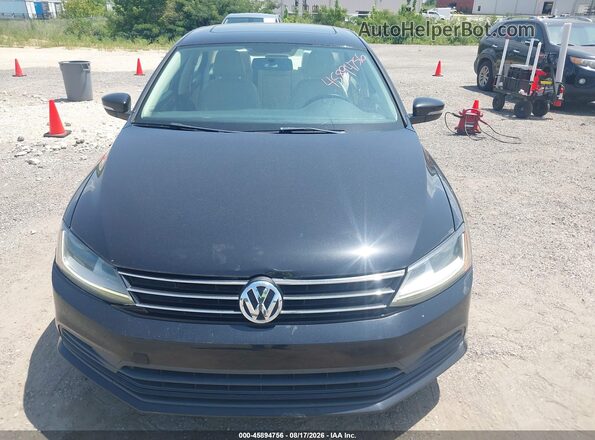 3VWDB7AJ5HM312459 2017 VOLKSWAGEN JETTA Black Widok z przodu