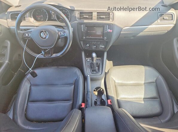 3VWDB7AJ5HM335613 2017 VOLKSWAGEN JETTA Black წინა პანელის ხედი