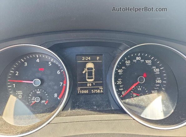 3VWDB7AJ5HM335613 2017 VOLKSWAGEN JETTA Black ხელსაწყოთა პანელის ხედი