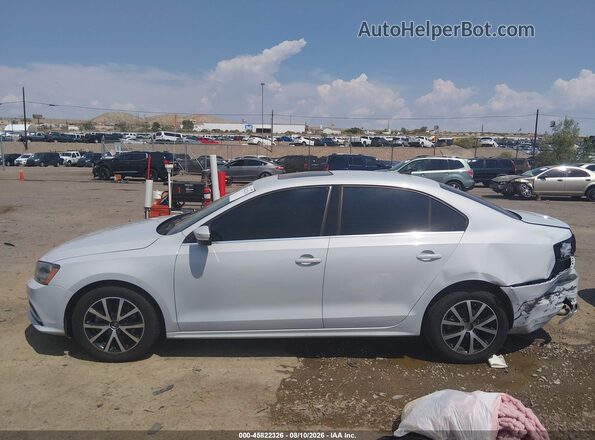 3VWDB7AJ6HM236816 2017 VOLKSWAGEN JETTA Белый Вид задней части салона